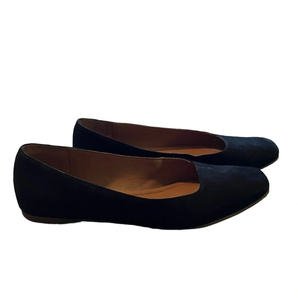 Lucky Brand Women’s Suede Flats